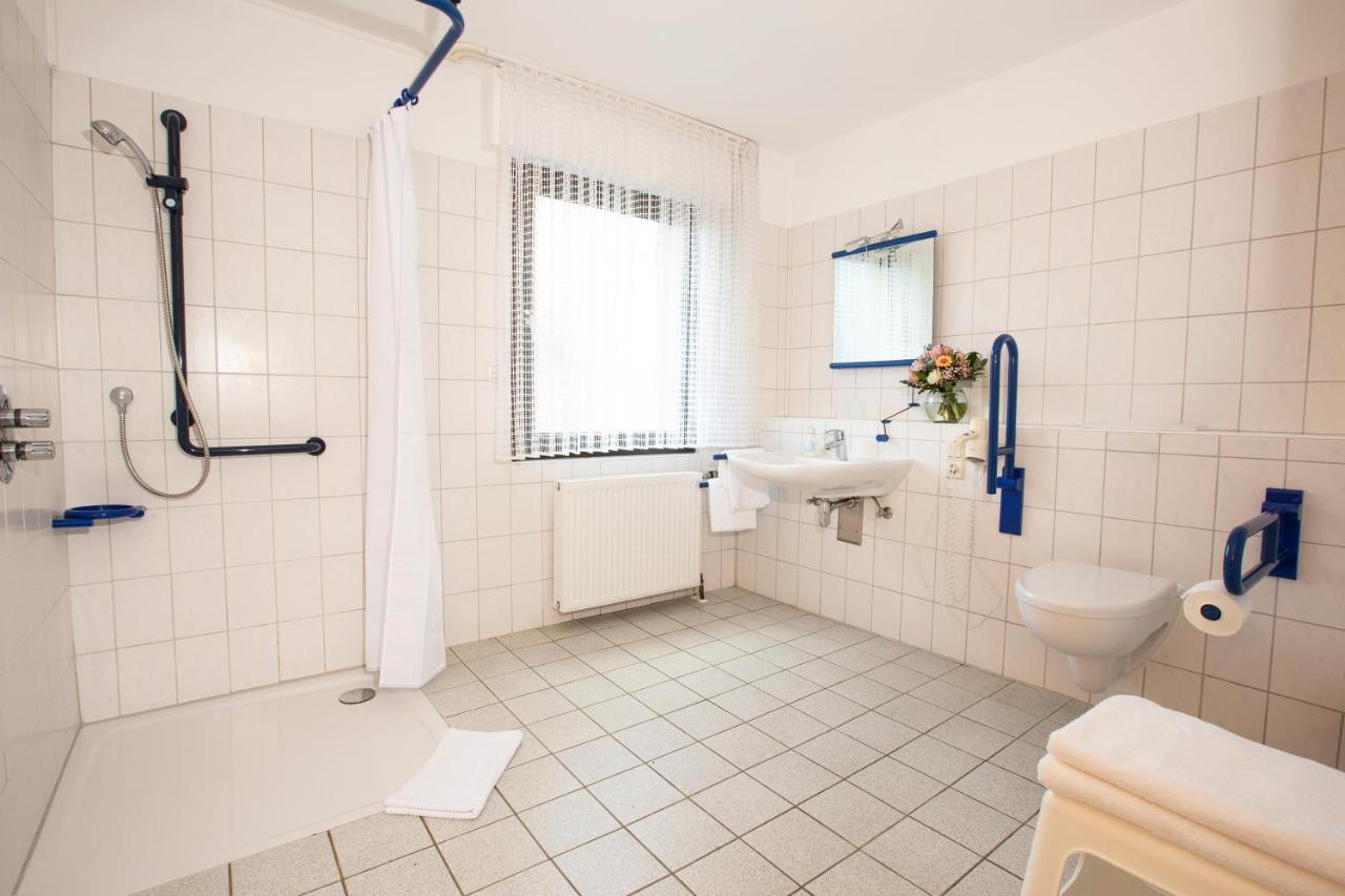 ליפשטאדט Hotel-Pension Haus Holtdirk מראה חיצוני תמונה