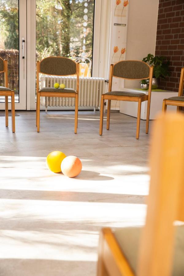 ליפשטאדט Hotel-Pension Haus Holtdirk מראה חיצוני תמונה
